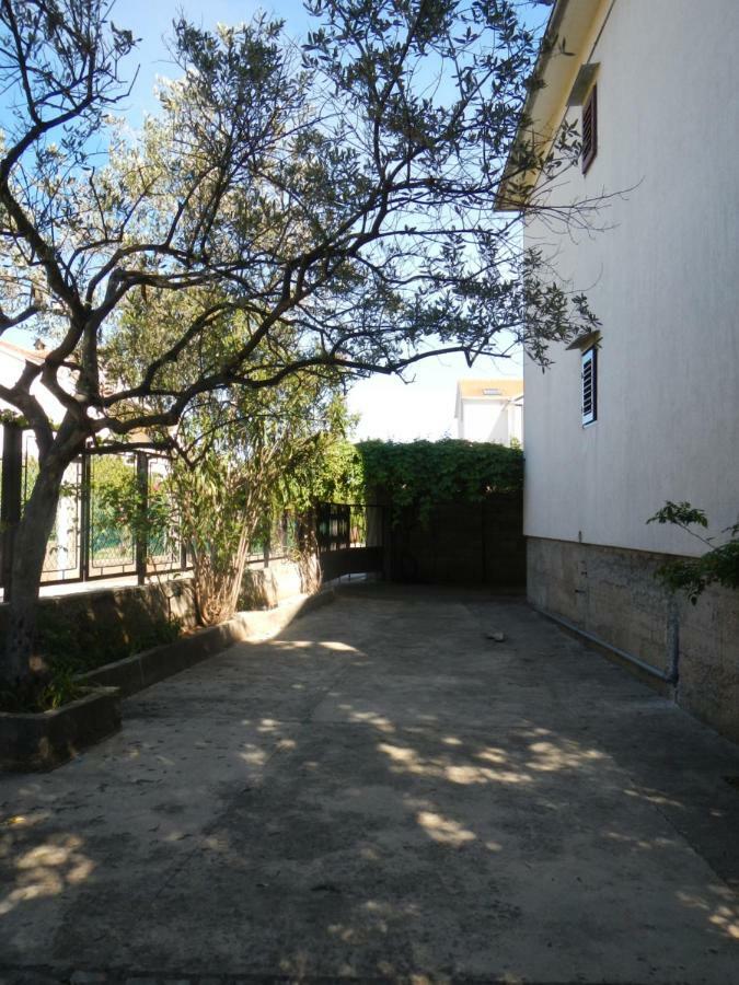 Dinka'S Apartment Stari Grad  Exterior foto